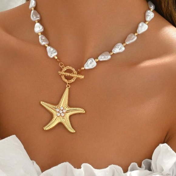 PEARL 2 LAYER STATEMENT NECKLACE - Picture 3 of 12